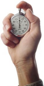 Hand mit Stoppuhr
